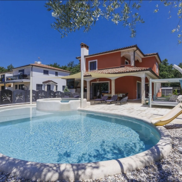 Villa Amaii, Villa Amaii Brtonigla