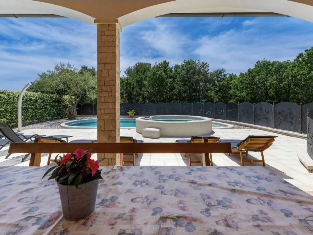 Villa Amaii - A blend of modern design and Istrian charm, just steps from the sea, Villa Amaii Brtonigla